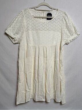 Umgee Women’s Eyelet Babydoll Dress Size Large Ivory Short Sleeve Cottagecore